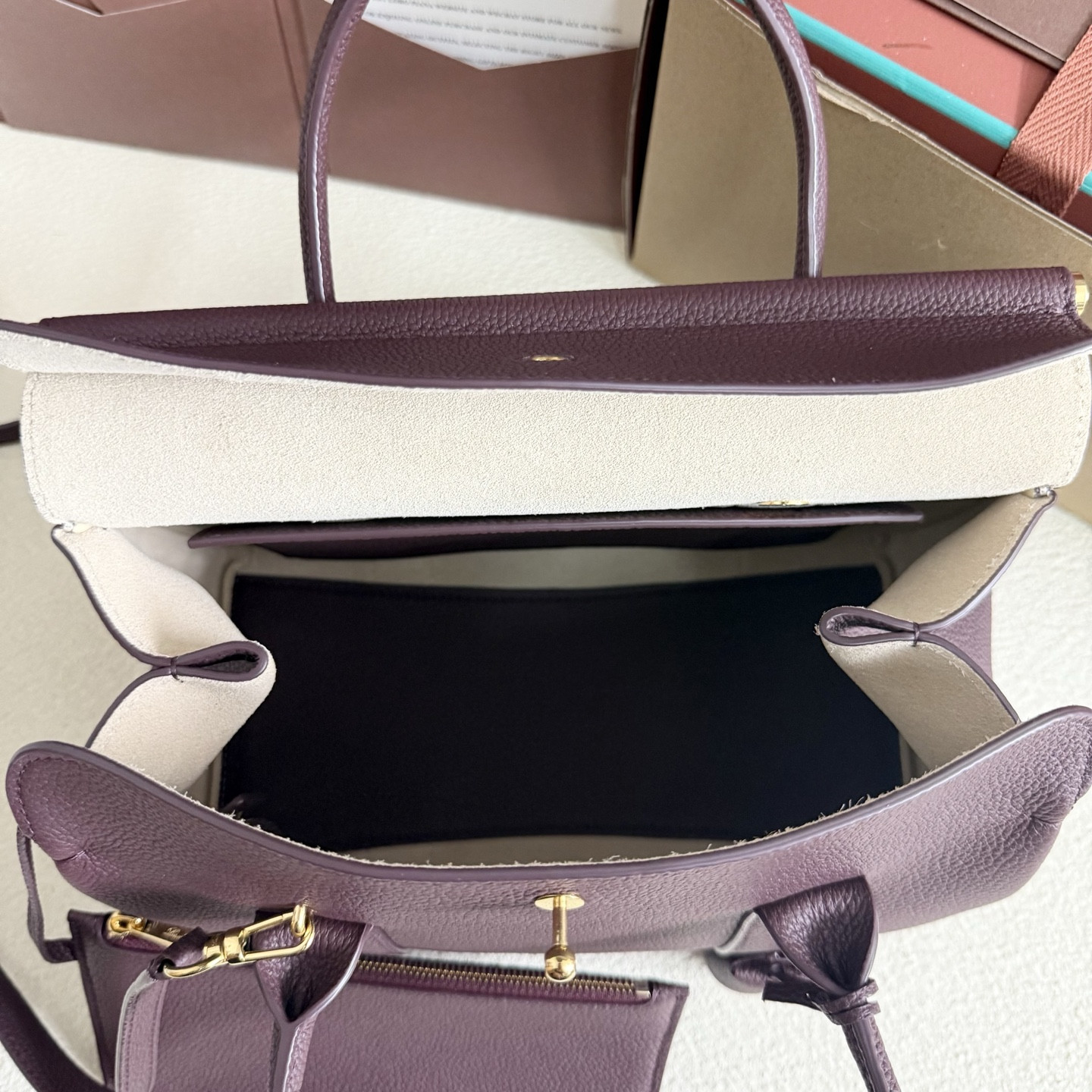 L**o p*ana loom l25 calfskin 25x18x12.5cm